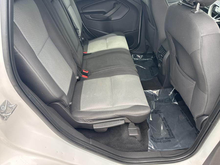 2018 Ford Escape SE FWD, available for sale in Little Ferry, New Jersey | Victoria Preowned Autos Inc. Little Ferry, New Jersey 2018 Ford Escape SE FWD, available for sale in Little Ferry, New Jersey | Victoria Preowned Autos Inc. Little Ferry, New Jersey
