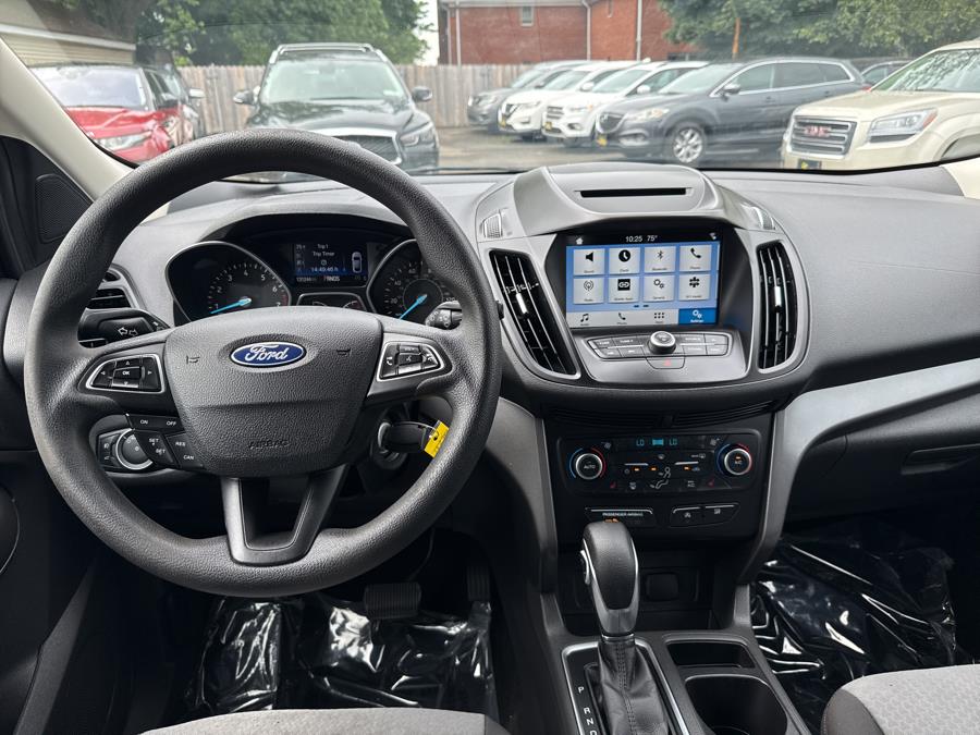 2018 Ford Escape SE FWD, available for sale in Little Ferry, New Jersey | Victoria Preowned Autos Inc. Little Ferry, New Jersey 2018 Ford Escape SE FWD, available for sale in Little Ferry, New Jersey | Victoria Preowned Autos Inc. Little Ferry, New Jersey