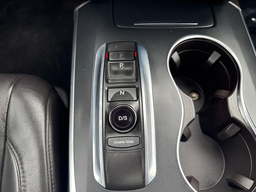 2017 Acura MDX SH-AWD w/Technology Pkg, available for sale in Little Ferry, New Jersey | Victoria Preowned Autos Inc. Little Ferry, New Jersey 2017 Acura MDX SH-AWD w/Technology Pkg, available for sale in Little Ferry, New Jersey | Victoria Preowned Autos Inc. Little Ferry, New Jersey