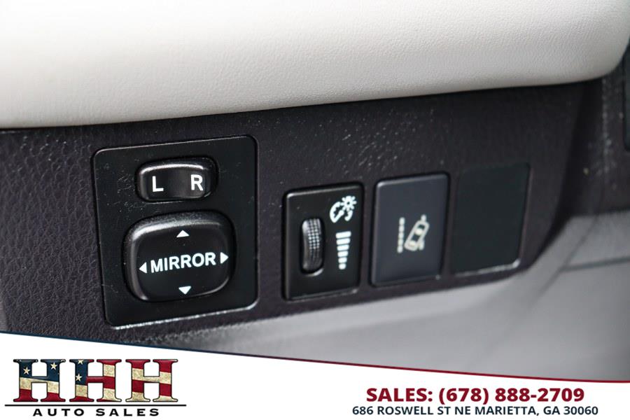 2017 Toyota RAV4 XLE FWD (Natl), available for sale in Marietta, Georgia | HHH Auto Sales LLC. Marietta, Georgia 2017 Toyota RAV4 XLE FWD (Natl), available for sale in Marietta, Georgia | HHH Auto Sales LLC. Marietta, Georgia