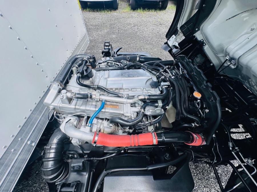 2023 ISUZU NPR XD 16 FEET DRY BOX + LIFT GATE + NO CDL, available for sale in South Amboy, New Jersey | NJ Truck Spot. South Amboy, New Jersey 2023 ISUZU NPR XD 16 FEET DRY BOX + LIFT GATE + NO CDL, available for sale in South Amboy, New Jersey | NJ Truck Spot. South Amboy, New Jersey