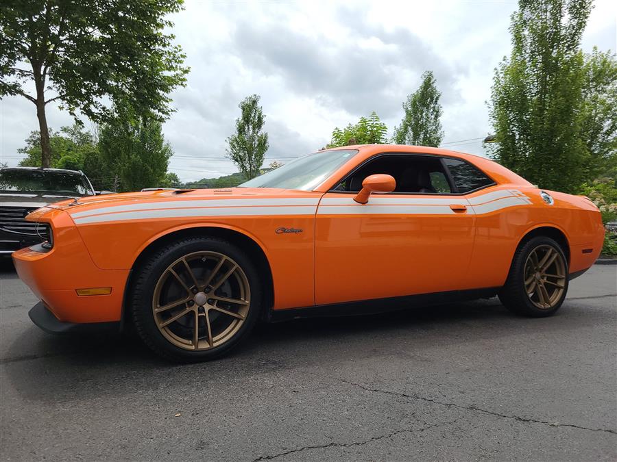 2014 Dodge Challenger 2dr Cpe R/T, available for sale in Canton, Connecticut | Lava Motors. Canton, Connecticut 2014 Dodge Challenger 2dr Cpe R/T, available for sale in Canton, Connecticut | Lava Motors. Canton, Connecticut