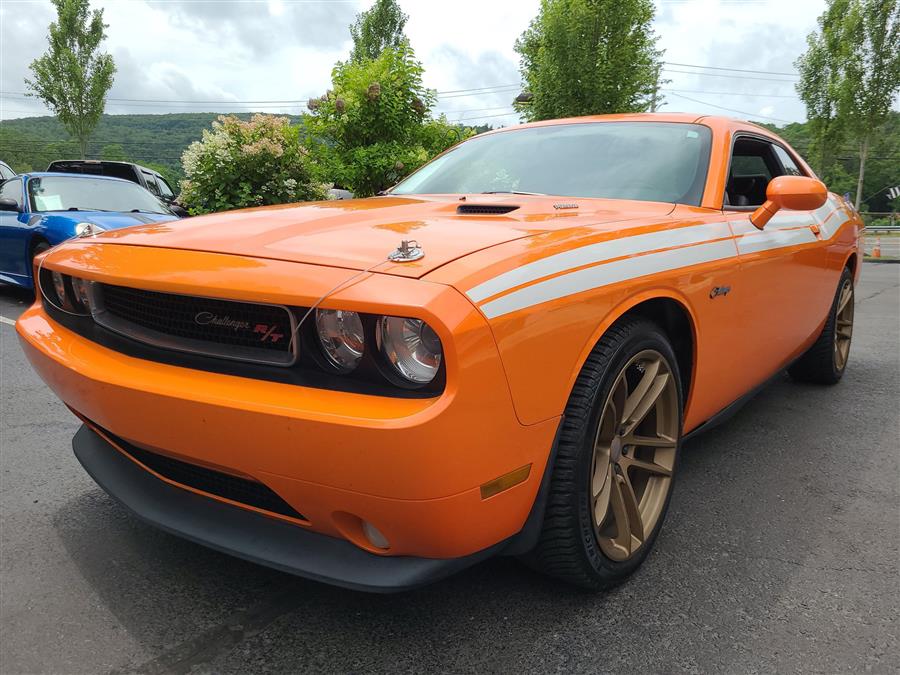 2014 Dodge Challenger 2dr Cpe R/T, available for sale in Canton, Connecticut | Lava Motors. Canton, Connecticut 2014 Dodge Challenger 2dr Cpe R/T, available for sale in Canton, Connecticut | Lava Motors. Canton, Connecticut