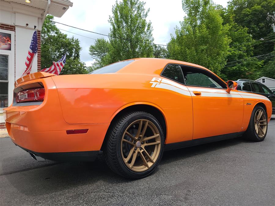 2014 Dodge Challenger 2dr Cpe R/T, available for sale in Canton, Connecticut | Lava Motors. Canton, Connecticut 2014 Dodge Challenger 2dr Cpe R/T, available for sale in Canton, Connecticut | Lava Motors. Canton, Connecticut