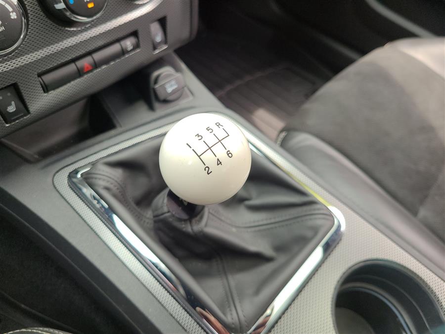 2014 Dodge Challenger 2dr Cpe R/T, available for sale in Canton, Connecticut | Lava Motors. Canton, Connecticut 2014 Dodge Challenger 2dr Cpe R/T, available for sale in Canton, Connecticut | Lava Motors. Canton, Connecticut