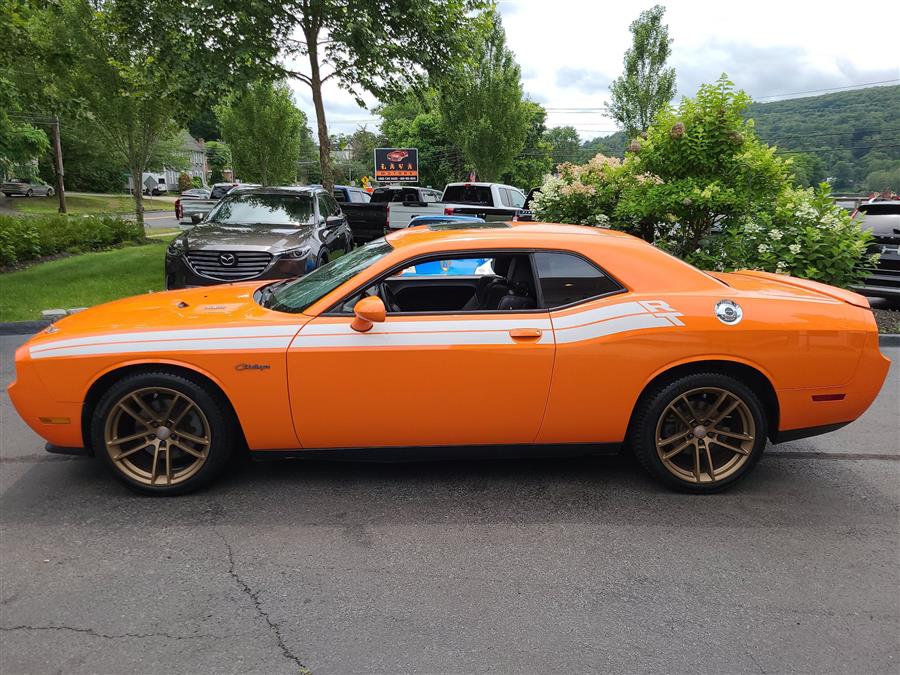 2014 Dodge Challenger 2dr Cpe R/T, available for sale in Canton, Connecticut | Lava Motors. Canton, Connecticut 2014 Dodge Challenger 2dr Cpe R/T, available for sale in Canton, Connecticut | Lava Motors. Canton, Connecticut