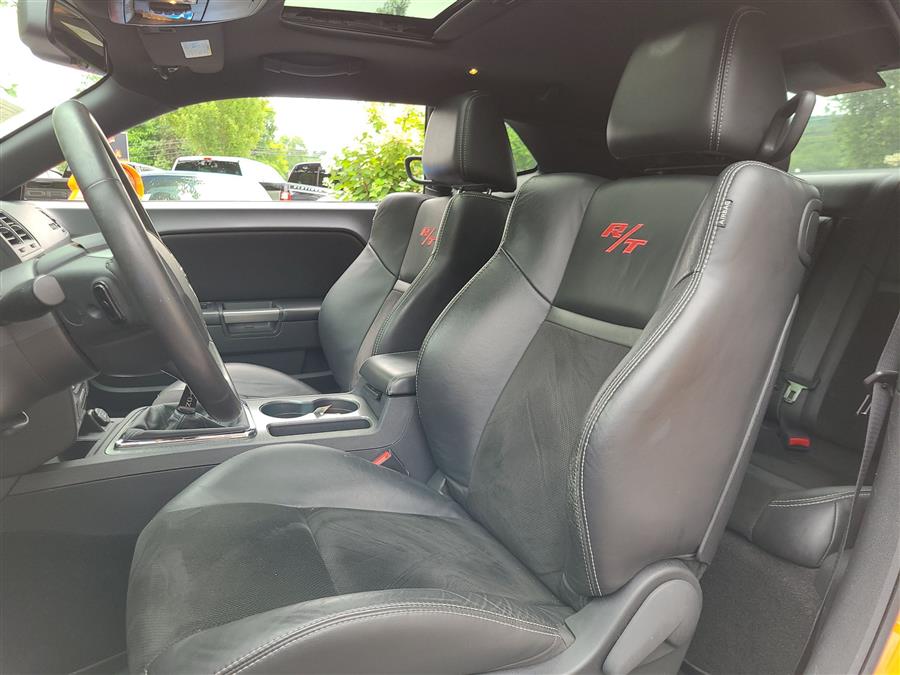 2014 Dodge Challenger 2dr Cpe R/T, available for sale in Canton, Connecticut | Lava Motors. Canton, Connecticut 2014 Dodge Challenger 2dr Cpe R/T, available for sale in Canton, Connecticut | Lava Motors. Canton, Connecticut
