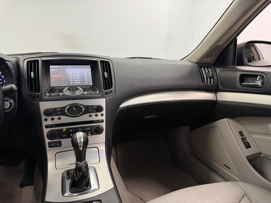 2009 Infiniti G37 Coupe 2dr x AWD, available for sale in Elizabeth, New Jersey | M Auto Group. Elizabeth, New Jersey 2009 Infiniti G37 Coupe 2dr x AWD, available for sale in Elizabeth, New Jersey | M Auto Group. Elizabeth, New Jersey