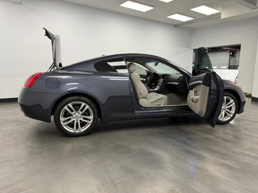 2009 Infiniti G37 Coupe 2dr x AWD, available for sale in Elizabeth, New Jersey | M Auto Group. Elizabeth, New Jersey 2009 Infiniti G37 Coupe 2dr x AWD, available for sale in Elizabeth, New Jersey | M Auto Group. Elizabeth, New Jersey