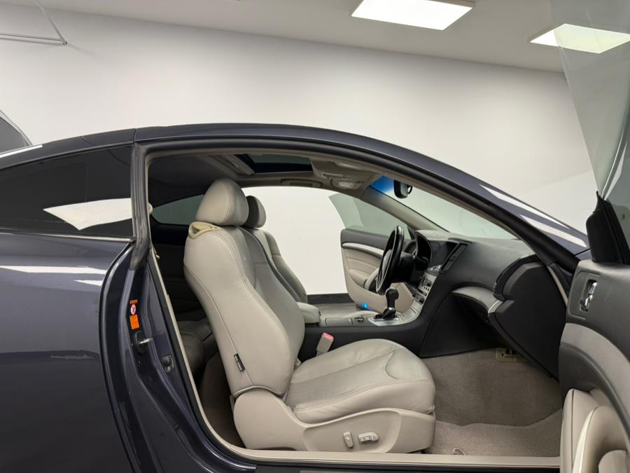 2009 Infiniti G37 Coupe 2dr x AWD, available for sale in Elizabeth, New Jersey | M Auto Group. Elizabeth, New Jersey 2009 Infiniti G37 Coupe 2dr x AWD, available for sale in Elizabeth, New Jersey | M Auto Group. Elizabeth, New Jersey