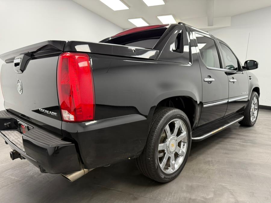 2011 Cadillac Escalade EXT AWD 4dr Luxury, available for sale in Elizabeth, New Jersey | M Auto Group. Elizabeth, New Jersey 2011 Cadillac Escalade EXT AWD 4dr Luxury, available for sale in Elizabeth, New Jersey | M Auto Group. Elizabeth, New Jersey
