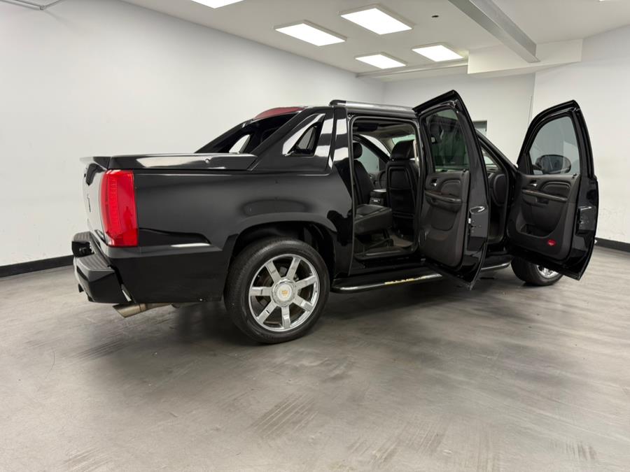 2011 Cadillac Escalade EXT AWD 4dr Luxury, available for sale in Elizabeth, New Jersey | M Auto Group. Elizabeth, New Jersey 2011 Cadillac Escalade EXT AWD 4dr Luxury, available for sale in Elizabeth, New Jersey | M Auto Group. Elizabeth, New Jersey