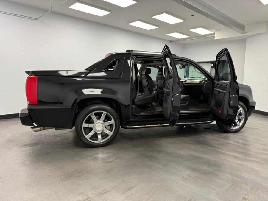 2011 Cadillac Escalade EXT AWD 4dr Luxury, available for sale in Elizabeth, New Jersey | M Auto Group. Elizabeth, New Jersey 2011 Cadillac Escalade EXT AWD 4dr Luxury, available for sale in Elizabeth, New Jersey | M Auto Group. Elizabeth, New Jersey