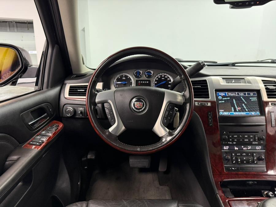 2011 Cadillac Escalade EXT AWD 4dr Luxury, available for sale in Elizabeth, New Jersey | M Auto Group. Elizabeth, New Jersey 2011 Cadillac Escalade EXT AWD 4dr Luxury, available for sale in Elizabeth, New Jersey | M Auto Group. Elizabeth, New Jersey