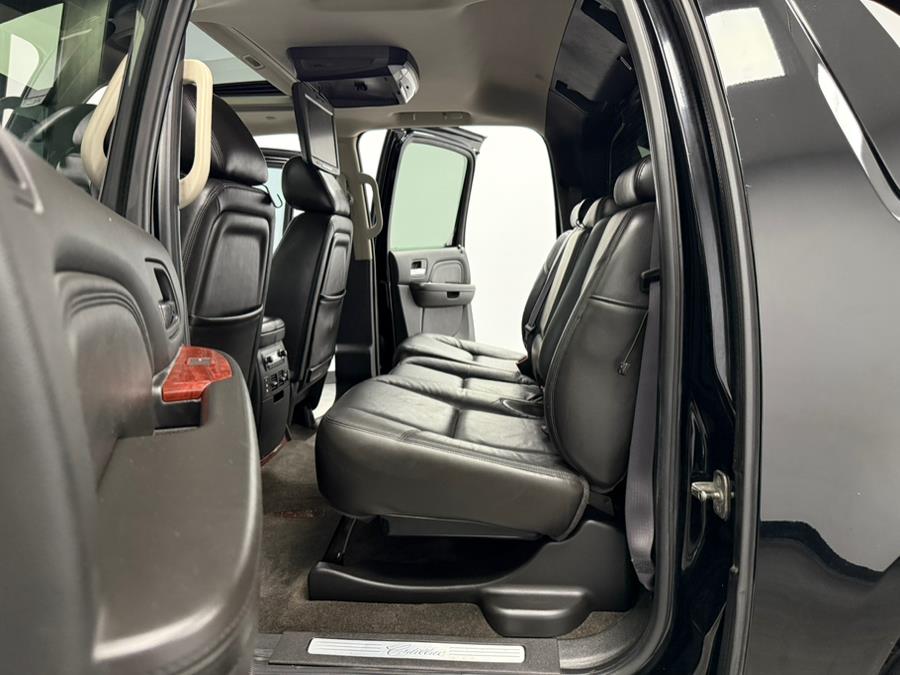 2011 Cadillac Escalade EXT AWD 4dr Luxury, available for sale in Elizabeth, New Jersey | M Auto Group. Elizabeth, New Jersey 2011 Cadillac Escalade EXT AWD 4dr Luxury, available for sale in Elizabeth, New Jersey | M Auto Group. Elizabeth, New Jersey