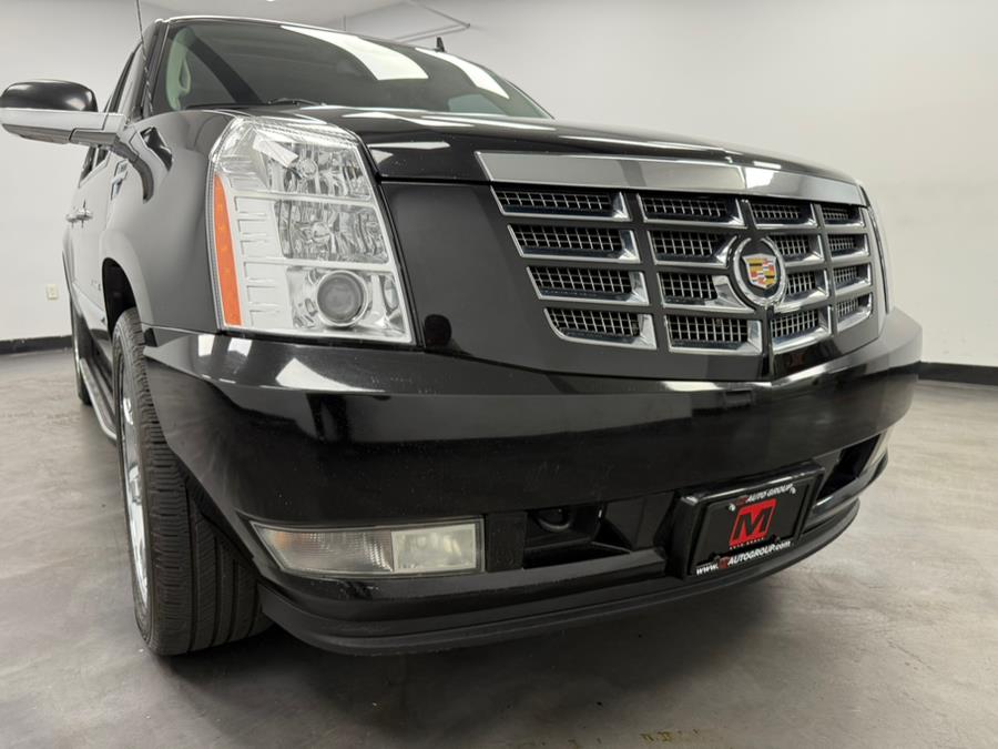 2011 Cadillac Escalade EXT AWD 4dr Luxury, available for sale in Elizabeth, New Jersey | M Auto Group. Elizabeth, New Jersey 2011 Cadillac Escalade EXT AWD 4dr Luxury, available for sale in Elizabeth, New Jersey | M Auto Group. Elizabeth, New Jersey
