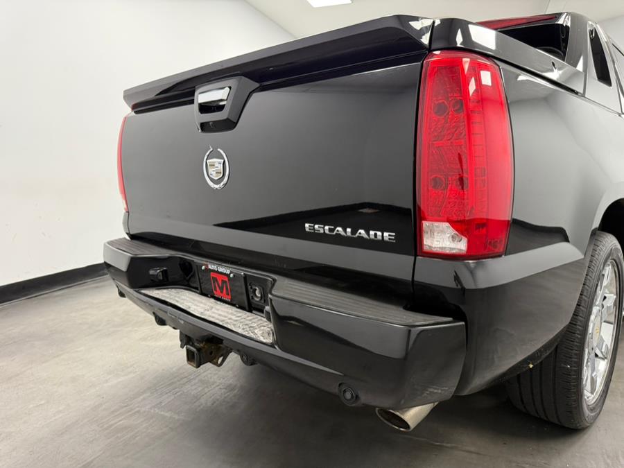 2011 Cadillac Escalade EXT AWD 4dr Luxury, available for sale in Elizabeth, New Jersey | M Auto Group. Elizabeth, New Jersey 2011 Cadillac Escalade EXT AWD 4dr Luxury, available for sale in Elizabeth, New Jersey | M Auto Group. Elizabeth, New Jersey