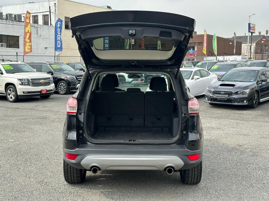 2013 Ford Escape FWD 4dr SE, available for sale in Irvington , New Jersey | Auto Haus of Irvington Corp. Irvington , New Jersey 2013 Ford Escape FWD 4dr SE, available for sale in Irvington , New Jersey | Auto Haus of Irvington Corp. Irvington , New Jersey