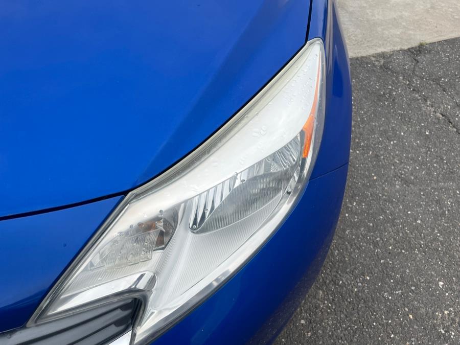 2014 Nissan Versa 5dr HB CVT 1.6 SV CLEAN CARFAX!!, available for sale in Elmont, New York | Sunrise of Elmont. Elmont, New York 2014 Nissan Versa 5dr HB CVT 1.6 SV CLEAN CARFAX!!, available for sale in Elmont, New York | Sunrise of Elmont. Elmont, New York