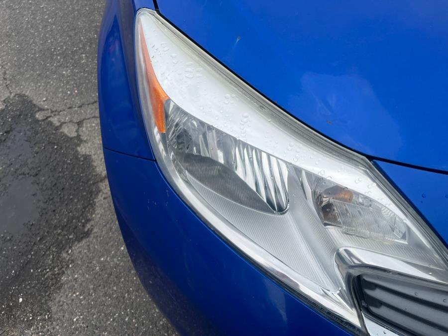 2014 Nissan Versa 5dr HB CVT 1.6 SV CLEAN CARFAX!!, available for sale in Elmont, New York | Sunrise of Elmont. Elmont, New York 2014 Nissan Versa 5dr HB CVT 1.6 SV CLEAN CARFAX!!, available for sale in Elmont, New York | Sunrise of Elmont. Elmont, New York