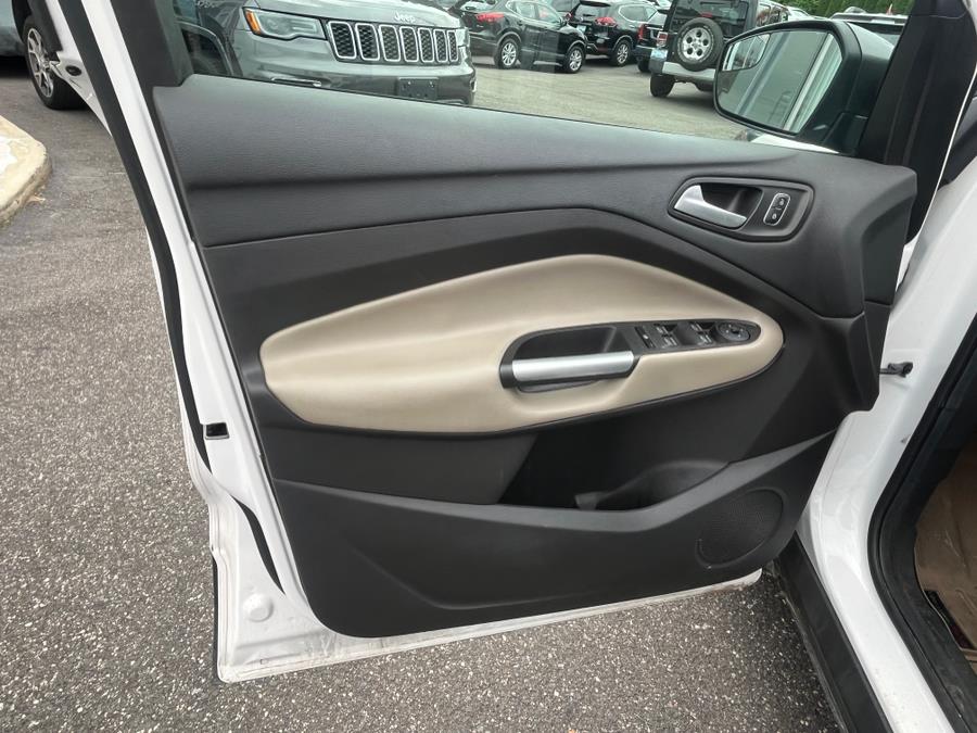 2019 Ford Escape SEL 4WD, available for sale in Elmont, New York | Sunrise of Elmont. Elmont, New York 2019 Ford Escape SEL 4WD, available for sale in Elmont, New York | Sunrise of Elmont. Elmont, New York