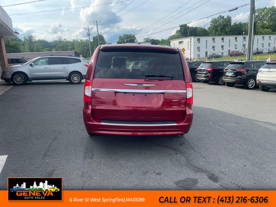 2015 Chrysler Town & Country 4dr Wgn Touring, available for sale in West Springfield, Massachusetts | Geneva Auto Sales LLC. West Springfield, Massachusetts 2015 Chrysler Town & Country 4dr Wgn Touring, available for sale in West Springfield, Massachusetts | Geneva Auto Sales LLC. West Springfield, Massachusetts