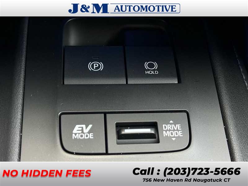 2021 Toyota Venza XLE, available for sale in Naugatuck, Connecticut | J&M Automotive Sls&Svc LLC. Naugatuck, Connecticut 2021 Toyota Venza XLE, available for sale in Naugatuck, Connecticut | J&M Automotive Sls&Svc LLC. Naugatuck, Connecticut