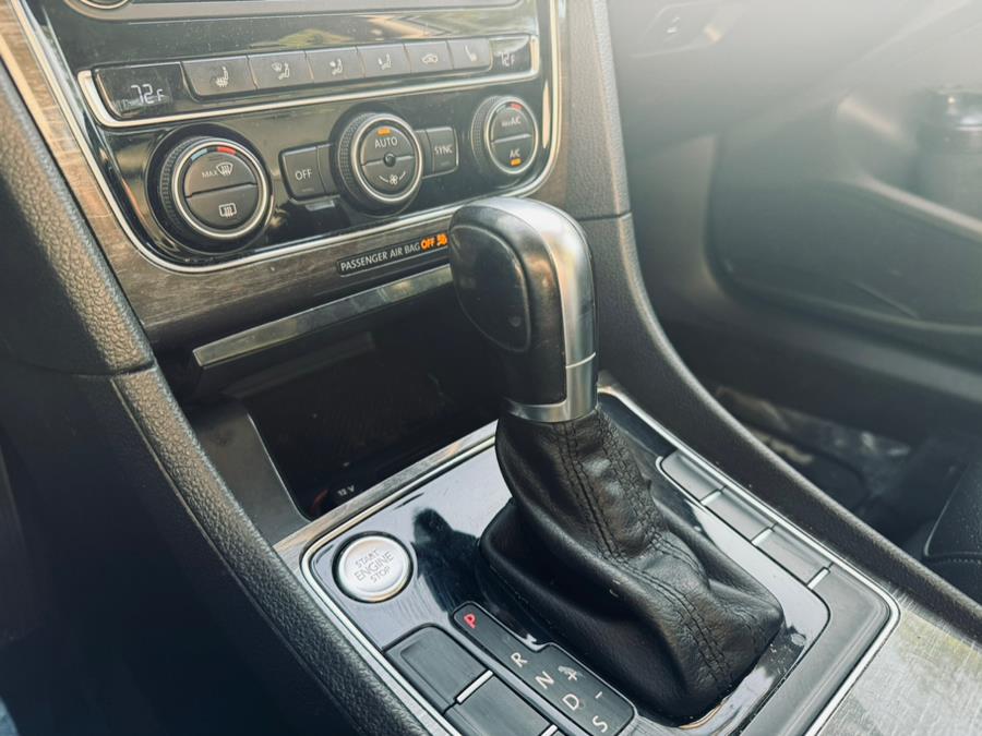 2017 Volkswagen Passat 1.8T SE Auto, available for sale in Long Island City, New York | Luxury Of Queens. Long Island City, New York 2017 Volkswagen Passat 1.8T SE Auto, available for sale in Long Island City, New York | Luxury Of Queens. Long Island City, New York