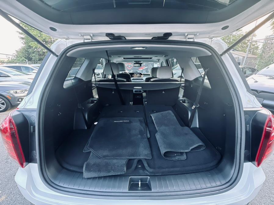 2020 Hyundai Palisade SEL AWD, available for sale in Long Island City, New York | Luxury Of Queens. Long Island City, New York 2020 Hyundai Palisade SEL AWD, available for sale in Long Island City, New York | Luxury Of Queens. Long Island City, New York