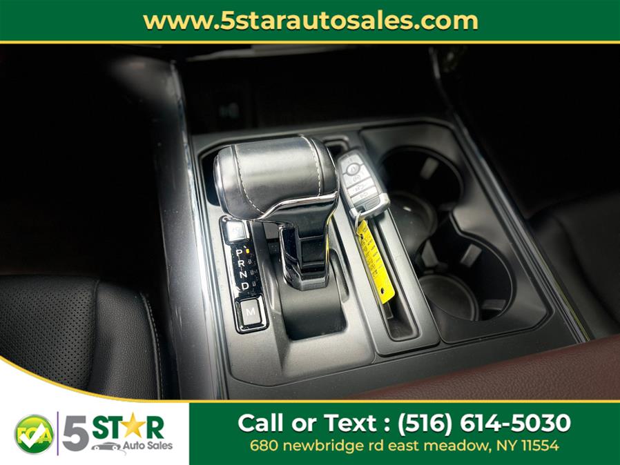 2022 Ford F-150 LARIAT 4WD SuperCrew 5.5'' Box, available for sale in East Meadow, New York | 5 Star Auto Sales Inc. East Meadow, New York 2022 Ford F-150 LARIAT 4WD SuperCrew 5.5'' Box, available for sale in East Meadow, New York | 5 Star Auto Sales Inc. East Meadow, New York