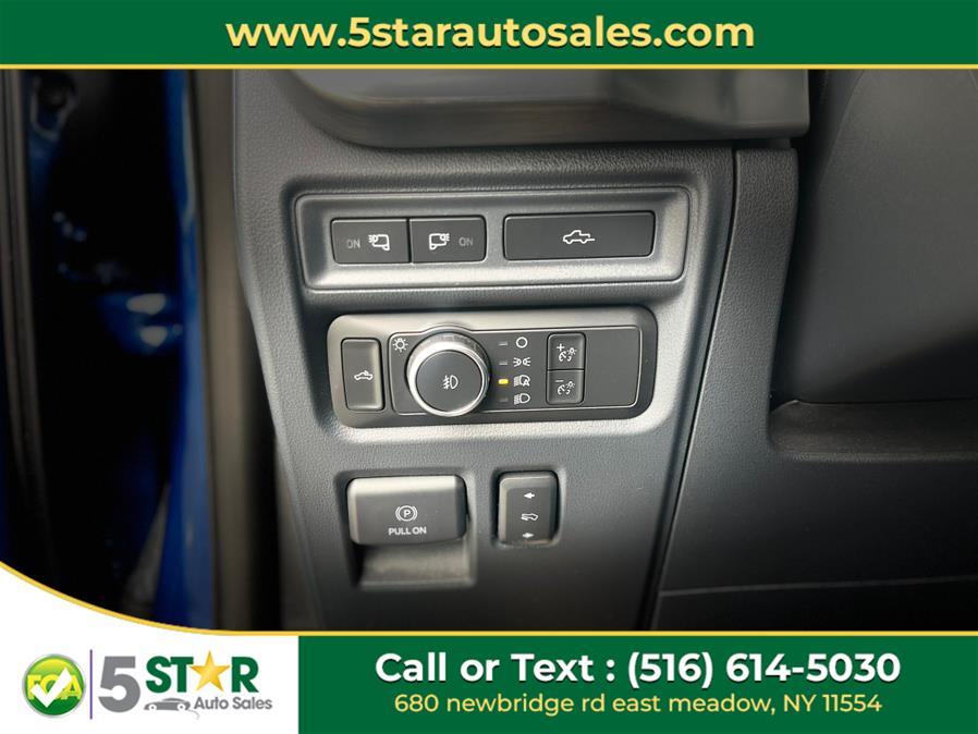 2022 Ford F-150 LARIAT 4WD SuperCrew 5.5'' Box, available for sale in East Meadow, New York | 5 Star Auto Sales Inc. East Meadow, New York 2022 Ford F-150 LARIAT 4WD SuperCrew 5.5'' Box, available for sale in East Meadow, New York | 5 Star Auto Sales Inc. East Meadow, New York