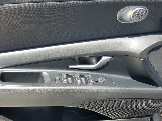 2021 Hyundai Elantra SE, available for sale in Fort Lauderdale, Florida | CarLux Fort Lauderdale. Fort Lauderdale, Florida 2021 Hyundai Elantra SE, available for sale in Fort Lauderdale, Florida | CarLux Fort Lauderdale. Fort Lauderdale, Florida