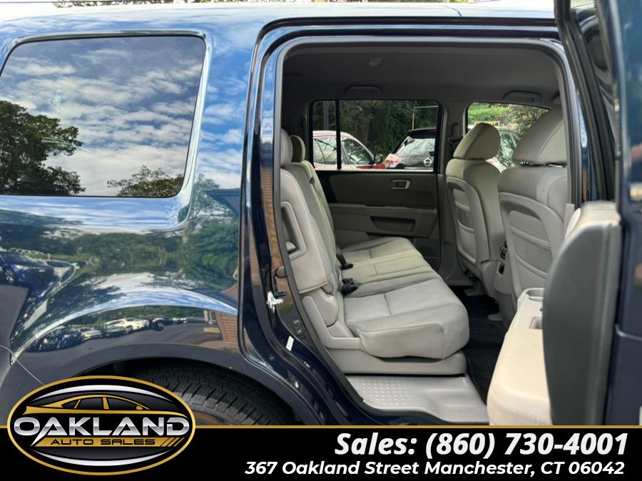 2011 Honda Pilot 4WD 4dr LX, available for sale in Manchester, Connecticut | Oakland Auto Sales. Manchester, Connecticut 2011 Honda Pilot 4WD 4dr LX, available for sale in Manchester, Connecticut | Oakland Auto Sales. Manchester, Connecticut
