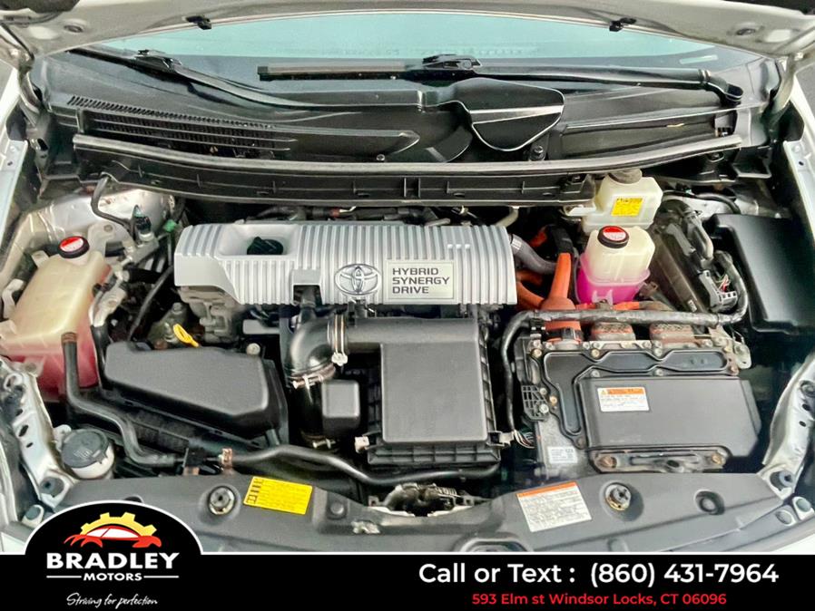 2015 Toyota Prius TWO, available for sale in Windsor Locks, Connecticut | Bradley Motors Inc. Windsor Locks, Connecticut 2015 Toyota Prius TWO, available for sale in Windsor Locks, Connecticut | Bradley Motors Inc. Windsor Locks, Connecticut