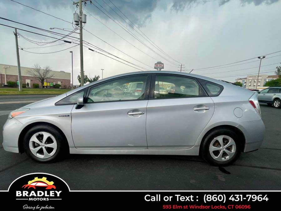 2015 Toyota Prius TWO, available for sale in Windsor Locks, Connecticut | Bradley Motors Inc. Windsor Locks, Connecticut 2015 Toyota Prius TWO, available for sale in Windsor Locks, Connecticut | Bradley Motors Inc. Windsor Locks, Connecticut