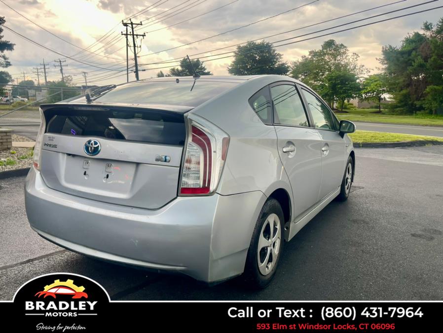 2015 Toyota Prius TWO, available for sale in Windsor Locks, Connecticut | Bradley Motors Inc. Windsor Locks, Connecticut 2015 Toyota Prius TWO, available for sale in Windsor Locks, Connecticut | Bradley Motors Inc. Windsor Locks, Connecticut