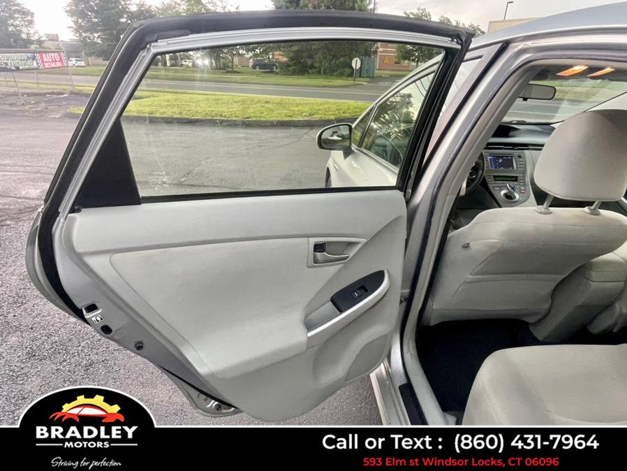 2015 Toyota Prius TWO, available for sale in Windsor Locks, Connecticut | Bradley Motors Inc. Windsor Locks, Connecticut 2015 Toyota Prius TWO, available for sale in Windsor Locks, Connecticut | Bradley Motors Inc. Windsor Locks, Connecticut