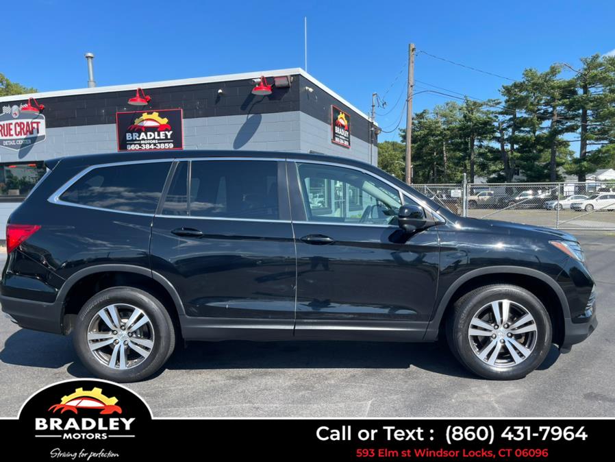 2017 Honda Pilot EX AWD, available for sale in Windsor Locks, Connecticut | Bradley Motors Inc. Windsor Locks, Connecticut 2017 Honda Pilot EX AWD, available for sale in Windsor Locks, Connecticut | Bradley Motors Inc. Windsor Locks, Connecticut