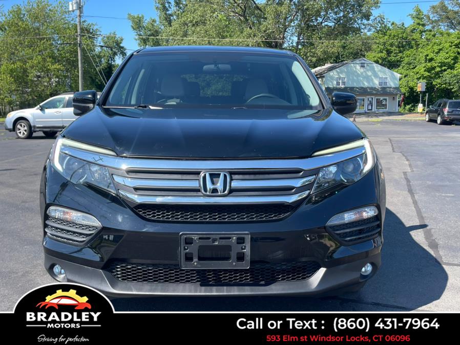 2017 Honda Pilot EX AWD, available for sale in Windsor Locks, Connecticut | Bradley Motors Inc. Windsor Locks, Connecticut 2017 Honda Pilot EX AWD, available for sale in Windsor Locks, Connecticut | Bradley Motors Inc. Windsor Locks, Connecticut