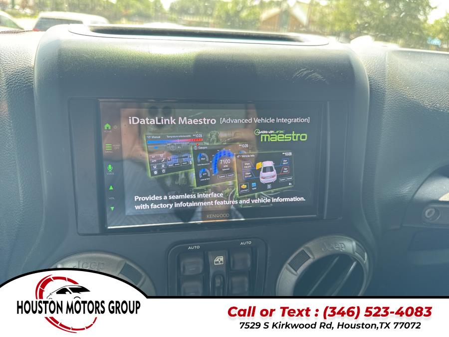2013 Jeep Wrangler Unlimited 4WD 4dr Sport, available for sale in Houston, Texas | Houston Motors Group LLC. Houston, Texas 2013 Jeep Wrangler Unlimited 4WD 4dr Sport, available for sale in Houston, Texas | Houston Motors Group LLC. Houston, Texas