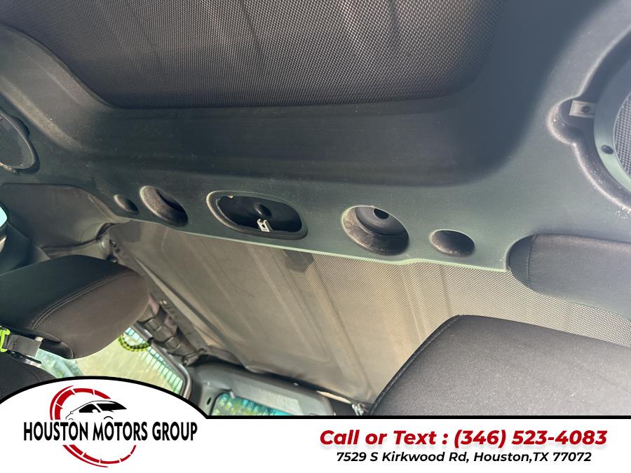 2013 Jeep Wrangler Unlimited 4WD 4dr Sport, available for sale in Houston, Texas | Houston Motors Group LLC. Houston, Texas 2013 Jeep Wrangler Unlimited 4WD 4dr Sport, available for sale in Houston, Texas | Houston Motors Group LLC. Houston, Texas