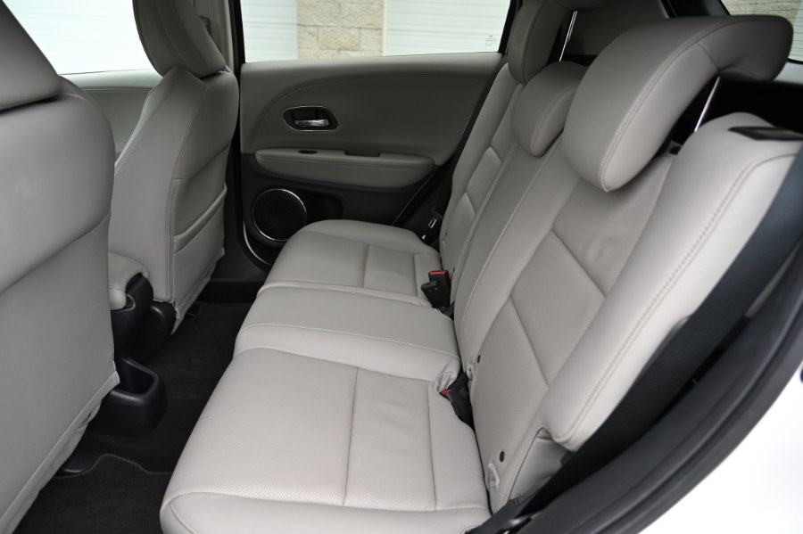 2022 Honda HR-V EX-L AWD CVT, available for sale in Waterbury, Connecticut | Highline Car Connection. Waterbury, Connecticut 2022 Honda HR-V EX-L AWD CVT, available for sale in Waterbury, Connecticut | Highline Car Connection. Waterbury, Connecticut