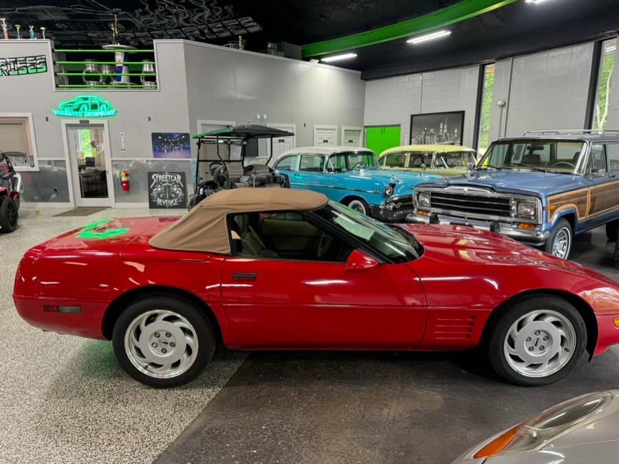 1992 Chevrolet Corvette 2dr Convertible, available for sale in Oxford, Connecticut | Buonauto Enterprises. Oxford, Connecticut 1992 Chevrolet Corvette 2dr Convertible, available for sale in Oxford, Connecticut | Buonauto Enterprises. Oxford, Connecticut