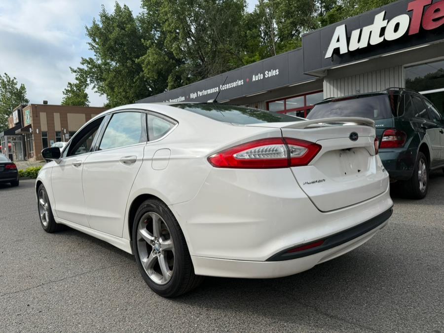 2013 Ford Fusion 4dr Sdn SE FWD, available for sale in New Milford, Connecticut | Auto Technic LLC. New Milford, Connecticut 2013 Ford Fusion 4dr Sdn SE FWD, available for sale in New Milford, Connecticut | Auto Technic LLC. New Milford, Connecticut
