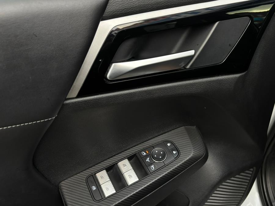 2024 Mitsubishi Outlander SE Black Edition w/Pano Roof, available for sale in Brooklyn, New York | Carsbuck Inc.. Brooklyn, New York 2024 Mitsubishi Outlander SE Black Edition w/Pano Roof, available for sale in Brooklyn, New York | Carsbuck Inc.. Brooklyn, New York