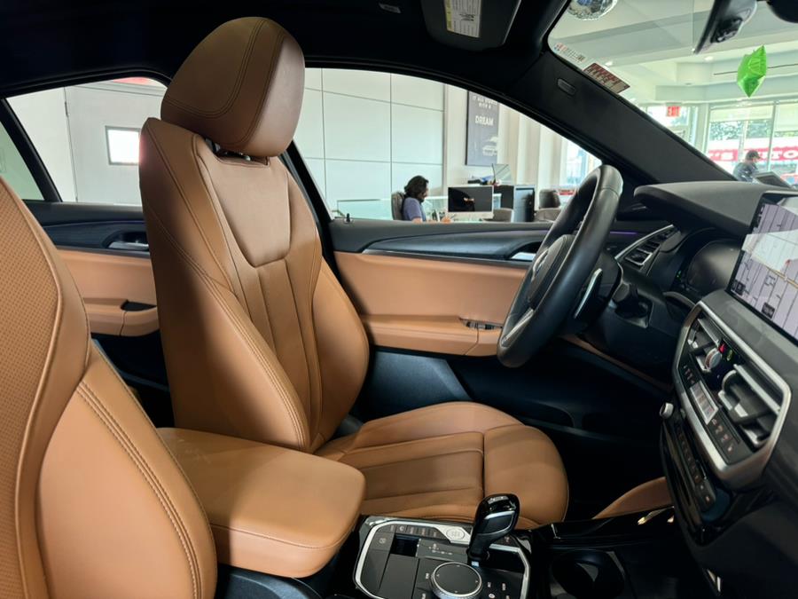 2025 BMW X4 xDrive30i Sports Activity Coupe, available for sale in Franklin Square, New York | Luxury Motor Club. Franklin Square, New York 2025 BMW X4 xDrive30i Sports Activity Coupe, available for sale in Franklin Square, New York | Luxury Motor Club. Franklin Square, New York