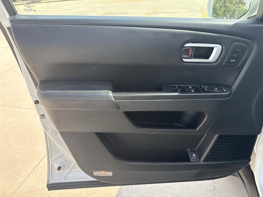 2015 Honda Pilot Touring, available for sale in Elida, Ohio | Josh's All Under Ten LLC. Elida, Ohio 2015 Honda Pilot Touring, available for sale in Elida, Ohio | Josh's All Under Ten LLC. Elida, Ohio