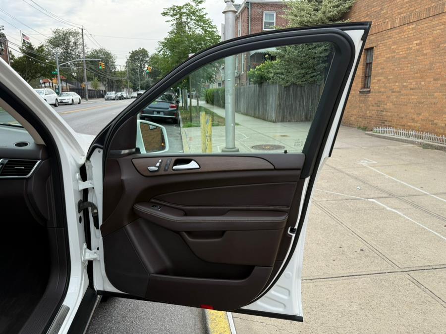 2016 Mercedes-Benz GLE 4MATIC 4dr GLE 350, available for sale in Brooklyn, New York | Worlds Best Auto Inc. Brooklyn, New York 2016 Mercedes-Benz GLE 4MATIC 4dr GLE 350, available for sale in Brooklyn, New York | Worlds Best Auto Inc. Brooklyn, New York