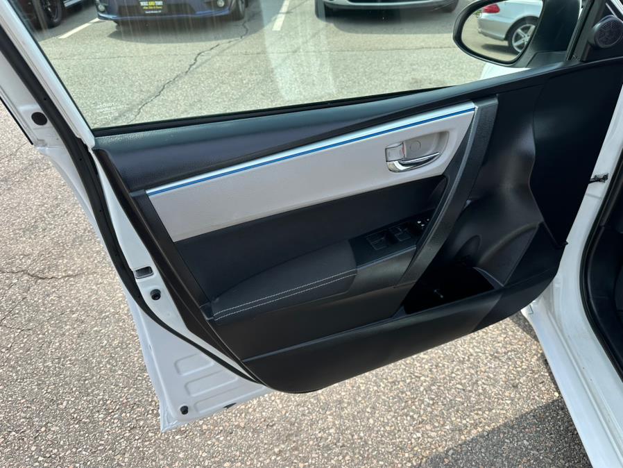 2016 Toyota Corolla 4dr Sdn CVT LE (Natl), available for sale in South Windsor, Connecticut | Mike And Tony Auto Sales, Inc. South Windsor, Connecticut 2016 Toyota Corolla 4dr Sdn CVT LE (Natl), available for sale in South Windsor, Connecticut | Mike And Tony Auto Sales, Inc. South Windsor, Connecticut