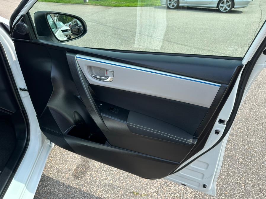 2016 Toyota Corolla 4dr Sdn CVT LE (Natl), available for sale in South Windsor, Connecticut | Mike And Tony Auto Sales, Inc. South Windsor, Connecticut 2016 Toyota Corolla 4dr Sdn CVT LE (Natl), available for sale in South Windsor, Connecticut | Mike And Tony Auto Sales, Inc. South Windsor, Connecticut